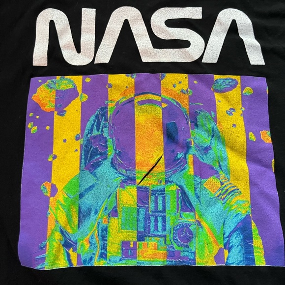 Funky Retro NASA tee - Picture 2 of 4